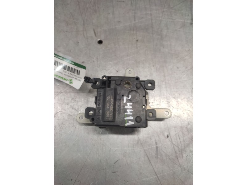 Recambio de motor apertura trampillas climatizador para toyota rav 4 (a3) luna referencia OEM IAM 0638000920  
