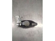 Recambio de faro antiniebla trasero izquierdo para peugeot 206 berlina xt referencia OEM IAM  2 PINS CENTRAL 2