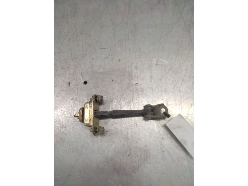 Recambio de freno puerta trasero derecho para nissan primera berlina (p12) acenta referencia OEM IAM   