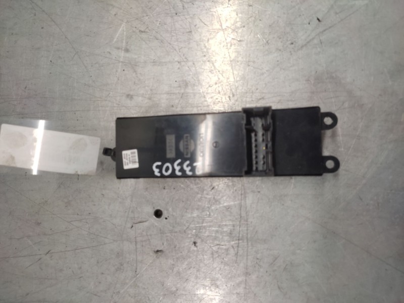 Recambio de mando elevalunas delantero izquierdo para nissan primera berlina (p12) acenta referencia OEM IAM 25401AV640  