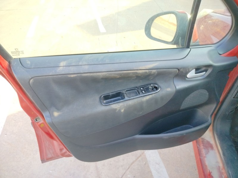 peugeot 207 del año 2007