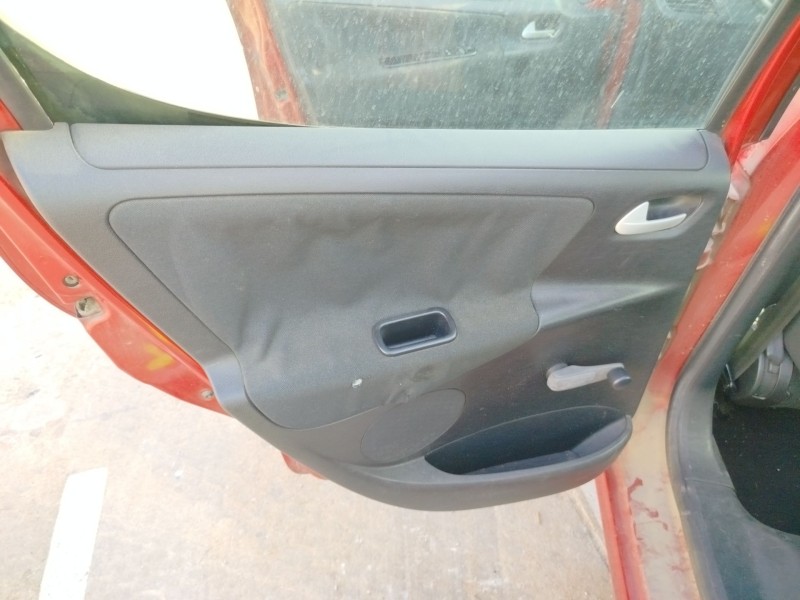 peugeot 207 del año 2007