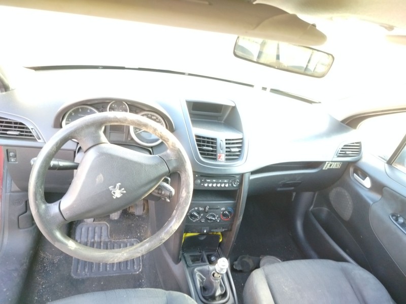 peugeot 207 del año 2007