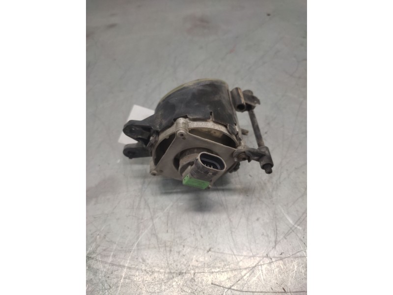 Recambio de faro antiniebla derecho para audi a4 berlina (8e) 2.5 tdi (120kw) referencia OEM IAM  2 PINS 