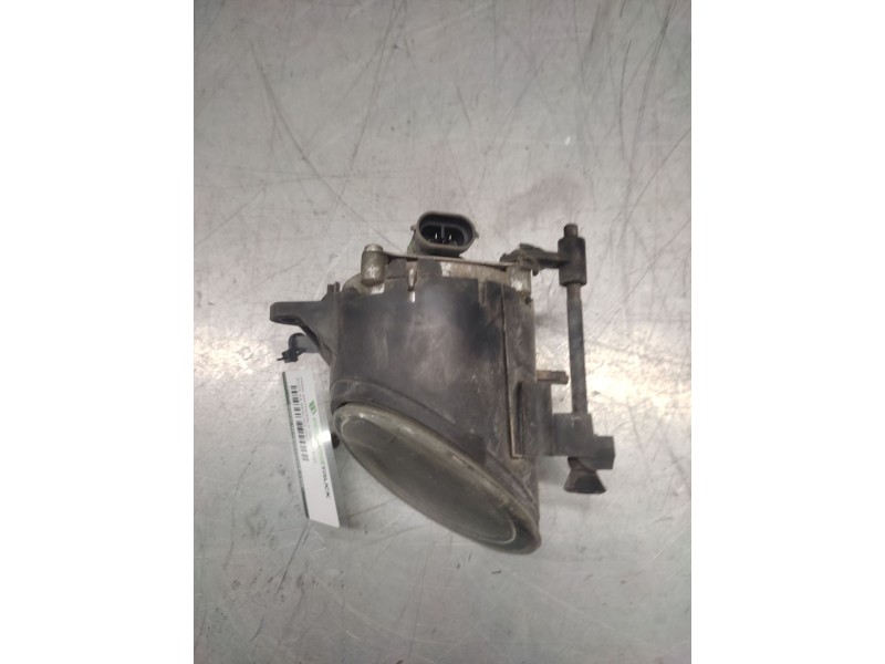 Recambio de faro antiniebla izquierdo para audi a4 berlina (8e) 2.5 tdi (120kw) referencia OEM IAM  2 PINS 