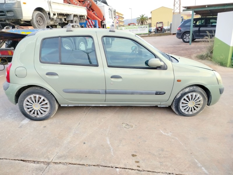 renault clio ii fase i (b/cbo) del año 2001