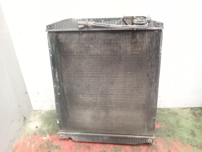 Recambio de radiador agua para iveco stralis (ad/at) 7.8 diesel referencia OEM IAM 41218266  