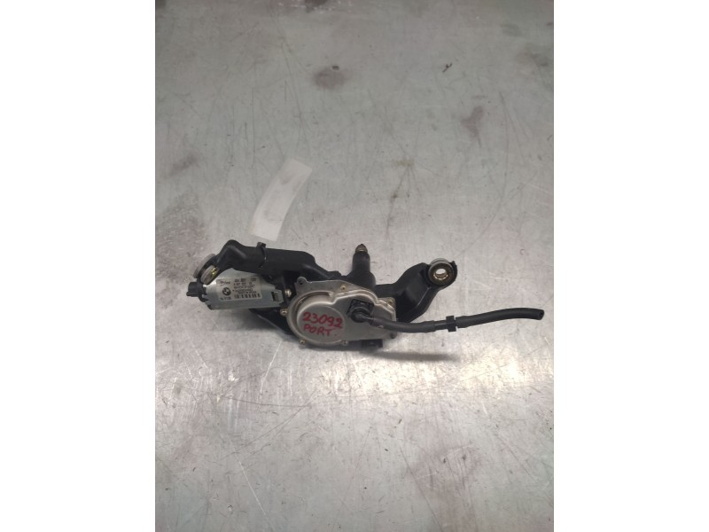 Recambio de motor limpia trasero para bmw serie 1 berlina (e81/e87) 120d referencia OEM IAM 692195905  