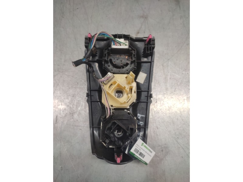 Recambio de mando calefaccion / aire acondicionado para toyota yaris 1.0 cat referencia OEM IAM 554060D190  