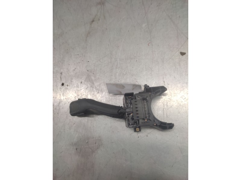 Recambio de mando limpia para volkswagen passat berlina (3b3) 1.9 tdi referencia OEM IAM 4B0953503G  