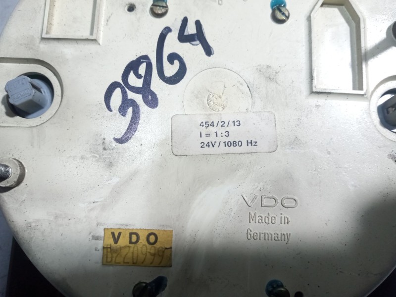 Recambio de cuadro instrumentos para man touring 24.460 hocln referencia OEM IAM 81271026076  