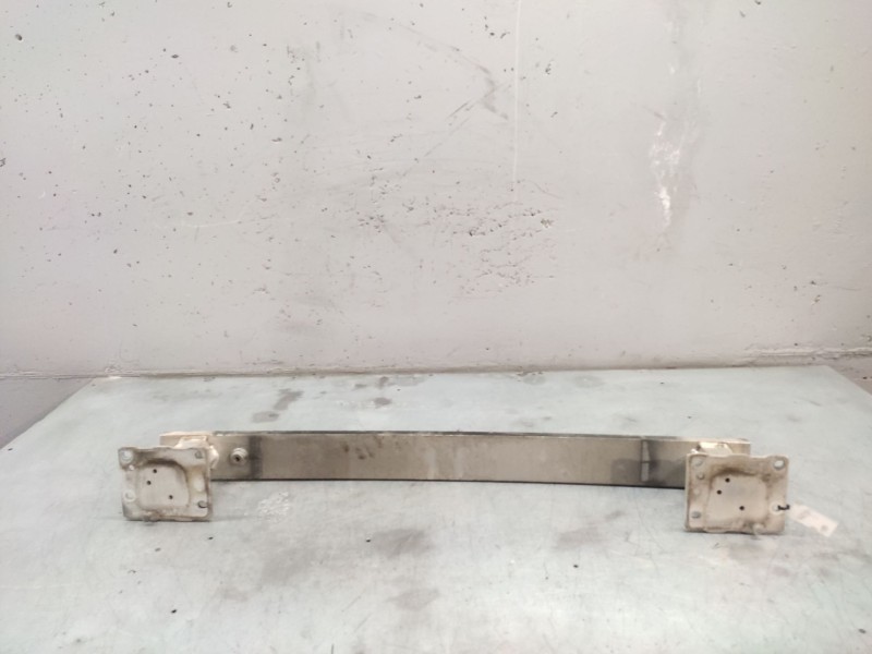 Recambio de refuerzo paragolpes delantero para peugeot 307 (3a/c) 1.6 hdi referencia OEM IAM   