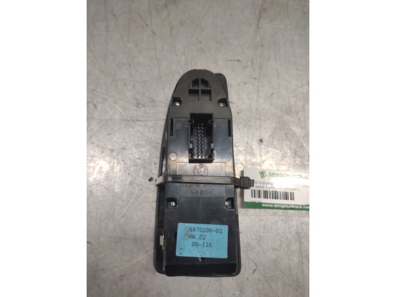 Recambio de mando elevalunas delantero izquierdo para bmw serie 1 berlina (e81/e87) 120d referencia OEM IAM 697020602  