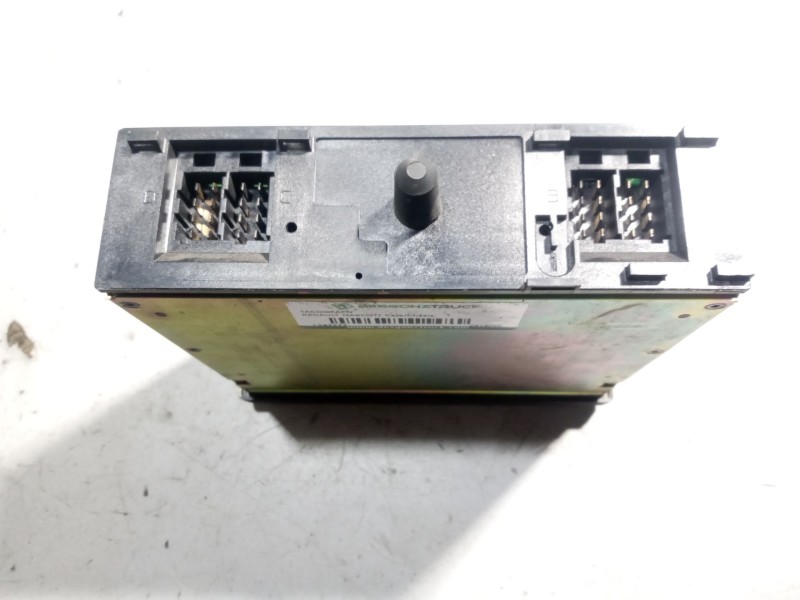 Recambio de tacografo para renault mascott caja/chasis 120.65 (a00500007) referencia OEM IAM 2416rvk 8200360467 srnor1003