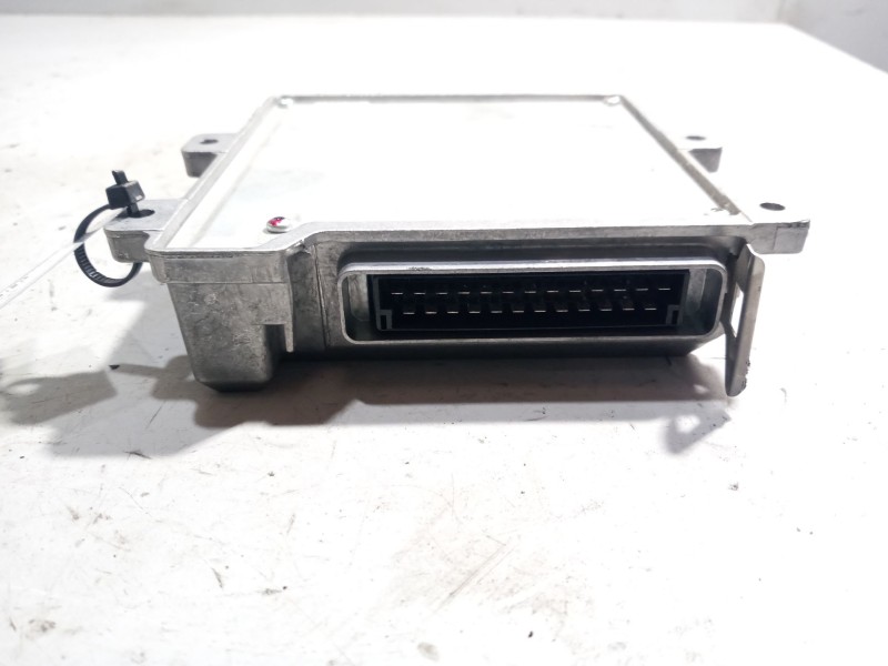 Recambio de modulo electronico para iveco andecar iv 3 . referencia OEM IAM 500370067 ABS INTERFACE 960190C