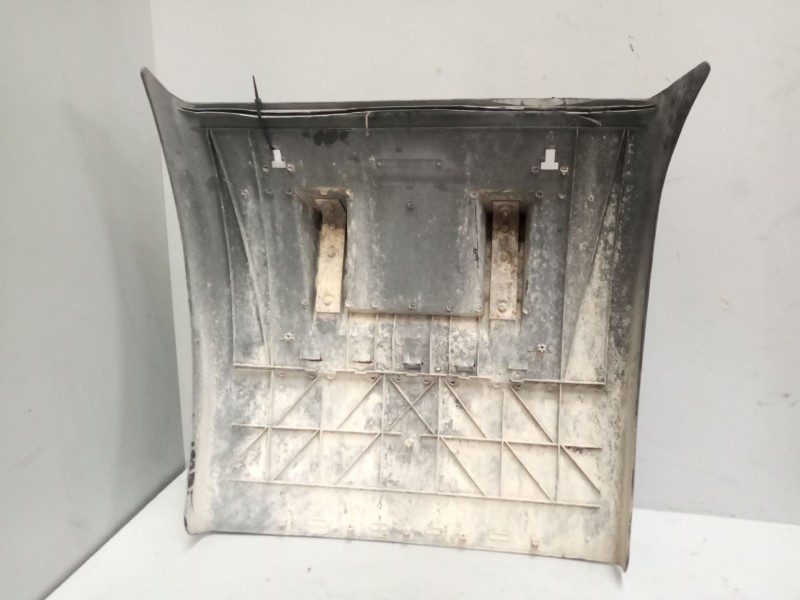 Recambio de guardabarros trasero izquierdo para iveco stralis (as) 12.9 diesel referencia OEM IAM 41298962  DELANTERO