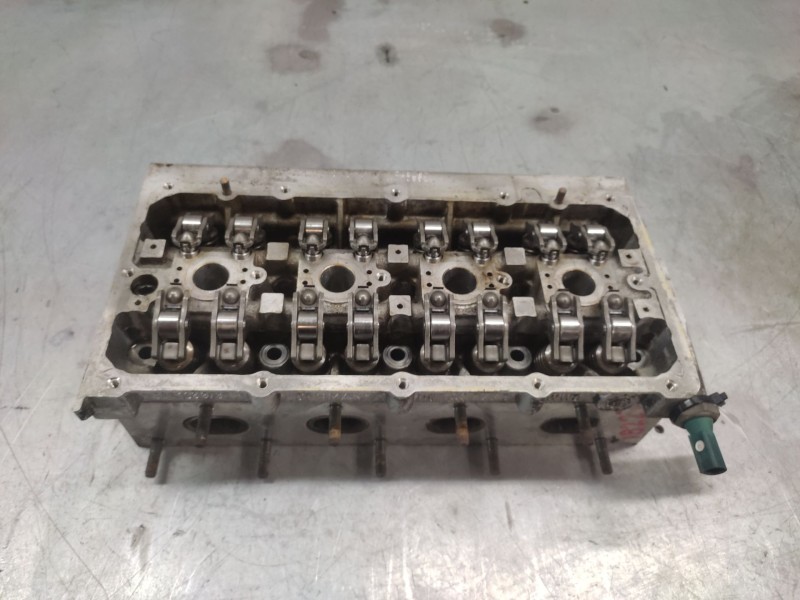 Recambio de culata para skoda fabia (6y2/6y3) attractive referencia OEM IAM 036103373A  