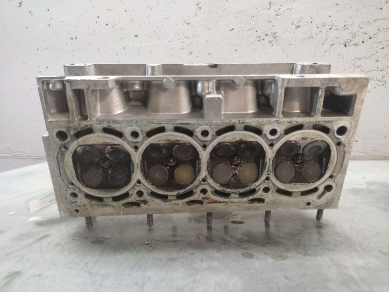 Recambio de culata para skoda fabia (6y2/6y3) attractive referencia OEM IAM 036103373A  
