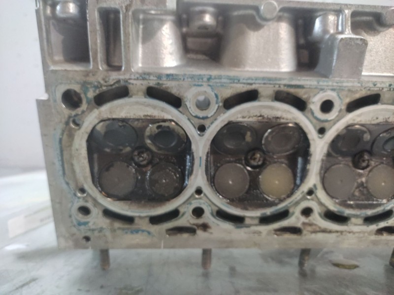 Recambio de culata para skoda fabia (6y2/6y3) attractive referencia OEM IAM 036103373A  