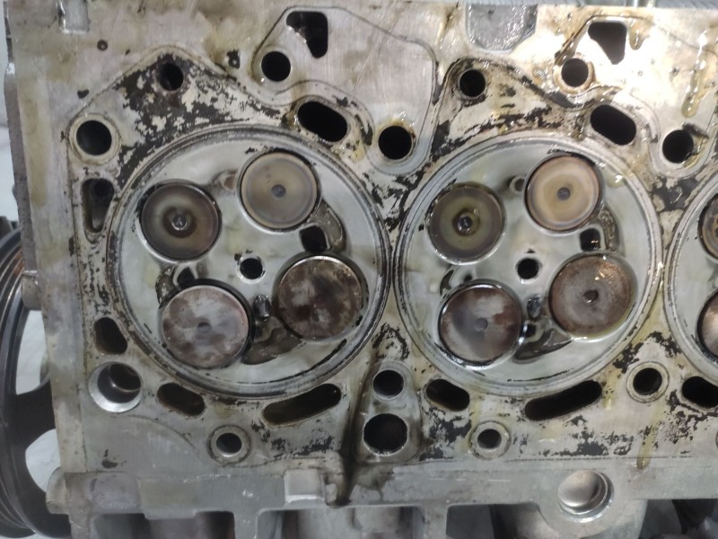 Recambio de culata para ford mondeo ii sedán (bfp) 1.6 i 16v referencia OEM IAM 1C1Q6090AD  