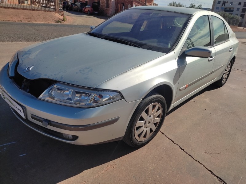 renault laguna ii (bg0) del año 2001