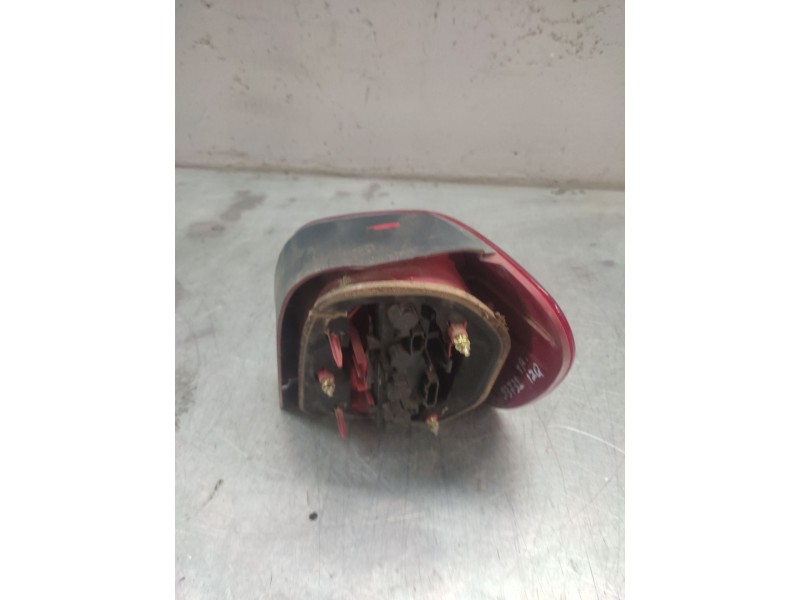 Recambio de piloto trasero izquierdo para volkswagen polo (6n2) 1.4 referencia OEM IAM   