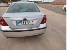 ford mondeo berlina (ge) del año 2001 2