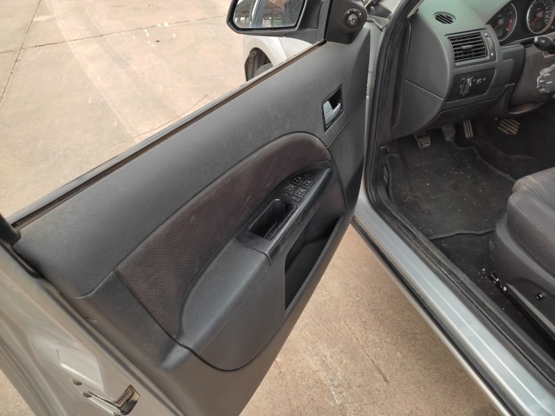 ford mondeo berlina (ge) del año 2001