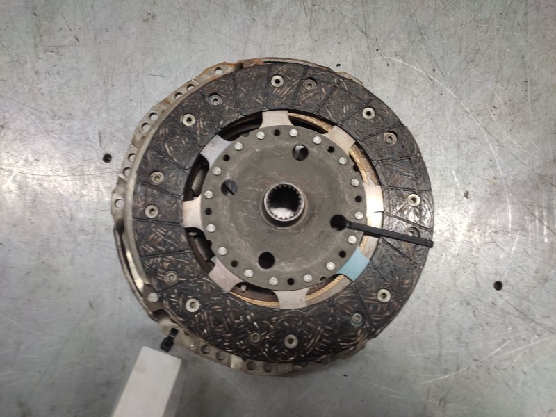 Recambio de kit embrague para renault scenic ii 1.5 dci diesel referencia OEM IAM   