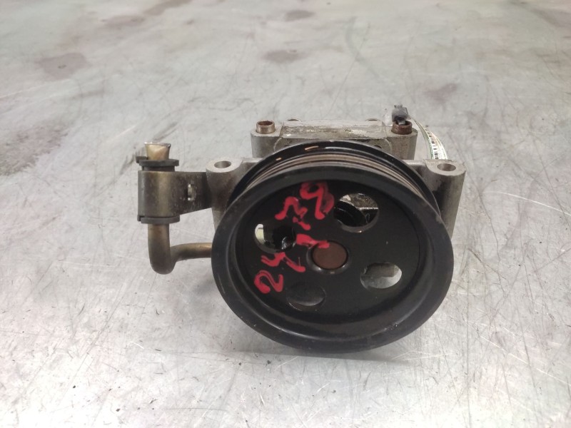 Recambio de bomba servodireccion para ford fiesta (cbk) ambiente referencia OEM IAM 2S6C3A696GB  