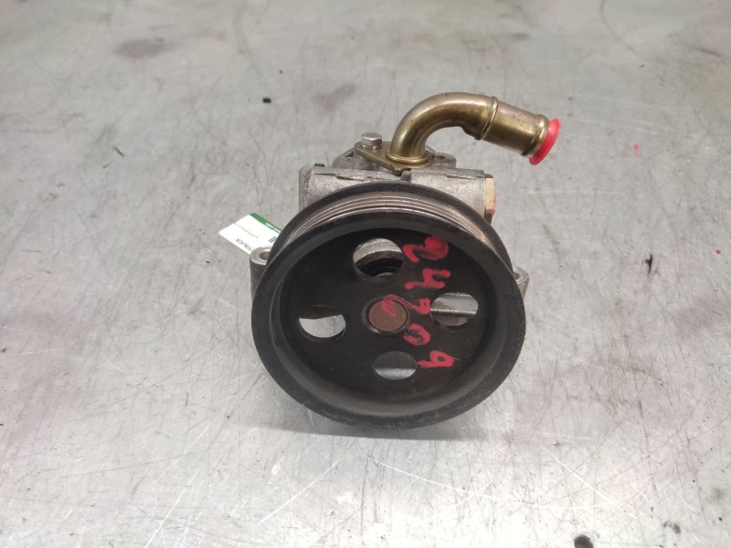 Recambio de bomba servodireccion para ford fiesta (cbk) ambiente referencia OEM IAM 2S6C3A698GD  