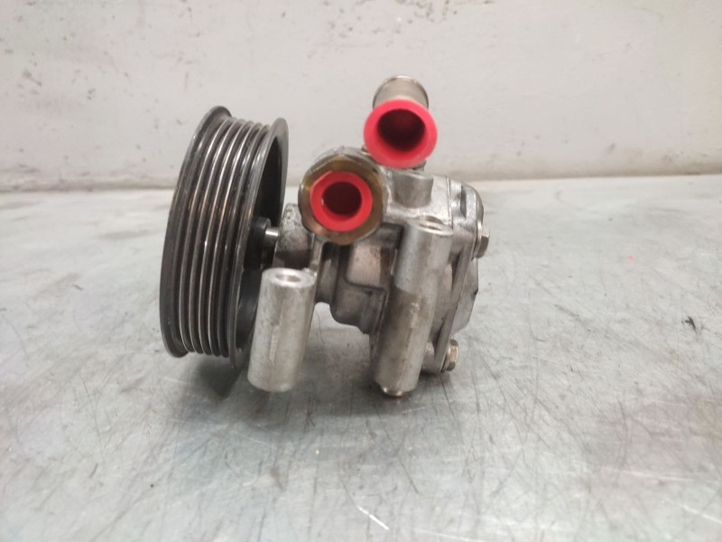 Recambio de bomba servodireccion para ford fiesta (cbk) ambiente referencia OEM IAM 2S6C3A698GD  
