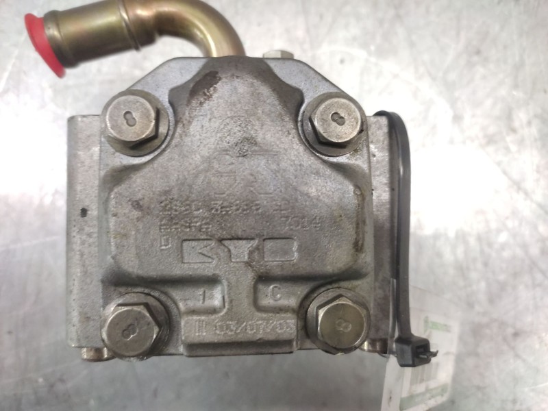 Recambio de bomba servodireccion para ford fiesta (cbk) ambiente referencia OEM IAM 2S6C3A698GD  