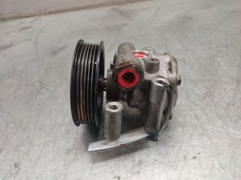 Recambio de bomba servodireccion para ford fiesta (cbk) ambiente referencia OEM IAM 2S6C3A696GD  