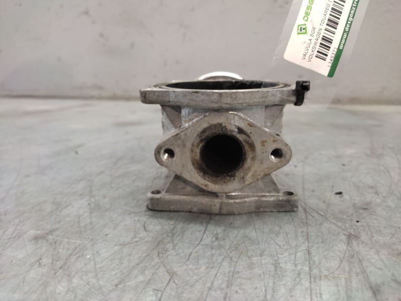 Recambio de valvula egr para volkswagen touareg (7l6) tdi v10 referencia OEM IAM 07Z131501A  