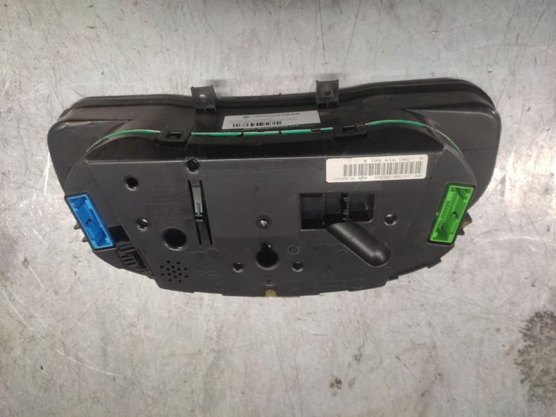 Recambio de cuadro instrumentos para volkswagen passat berlina (3b2) básico referencia OEM IAM 3B0919861B  