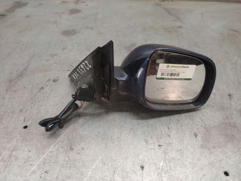 Recambio de retrovisor derecho para volkswagen passat berlina (3b2) básico referencia OEM IAM  ELECTRICO 5 CABLES