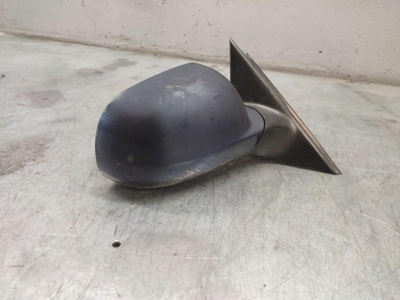 Recambio de retrovisor derecho para volkswagen passat berlina (3b2) básico referencia OEM IAM  ELECTRICO 5 CABLES