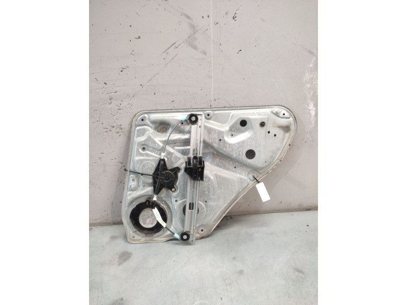 Recambio de elevalunas trasero izquierdo para volkswagen passat berlina (3b2) comfortline referencia OEM IAM 3B5839751AT  