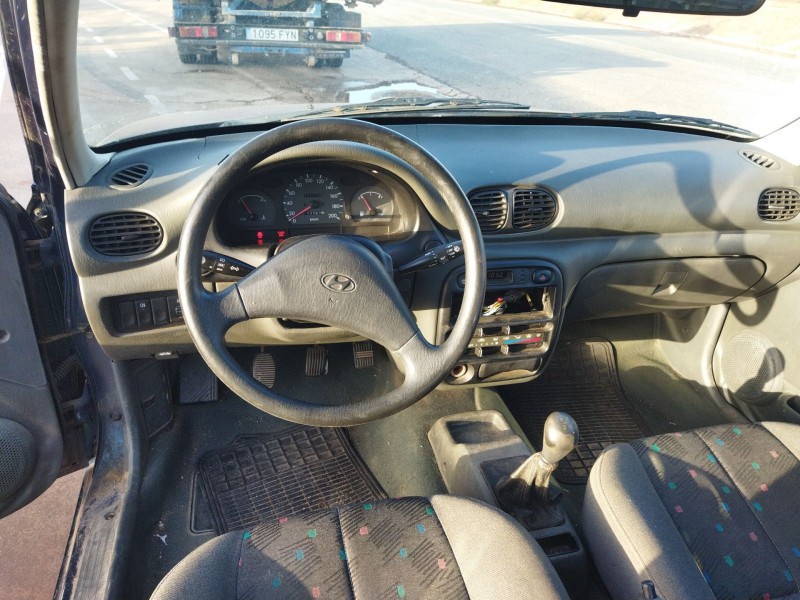 hyundai accent (x3) del año 1999