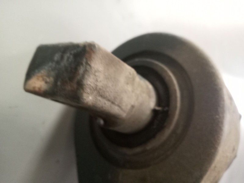 Recambio de uve eje trasero para iveco stralis (as) 12.9 diesel referencia OEM IAM 41218620  