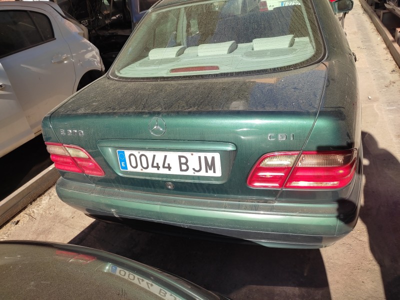 mercedes-benz clase e (w210) berlina diesel del año 2001
