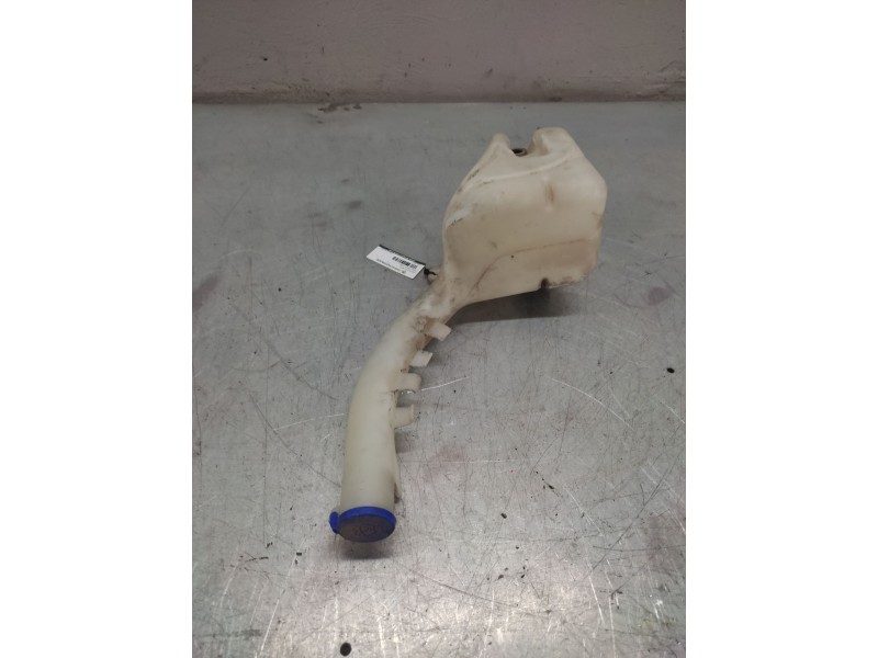 Recambio de deposito limpia para ford fiesta (cbk) ambiente referencia OEM IAM 2S6117618AD  