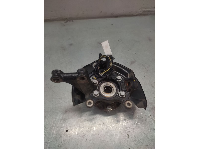 Recambio de mangueta delantera derecha para toyota rav 4 (a3) luna referencia OEM IAM   