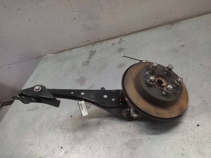 Recambio de mangueta trasera derecha para toyota rav 4 (a3) luna referencia OEM IAM   
