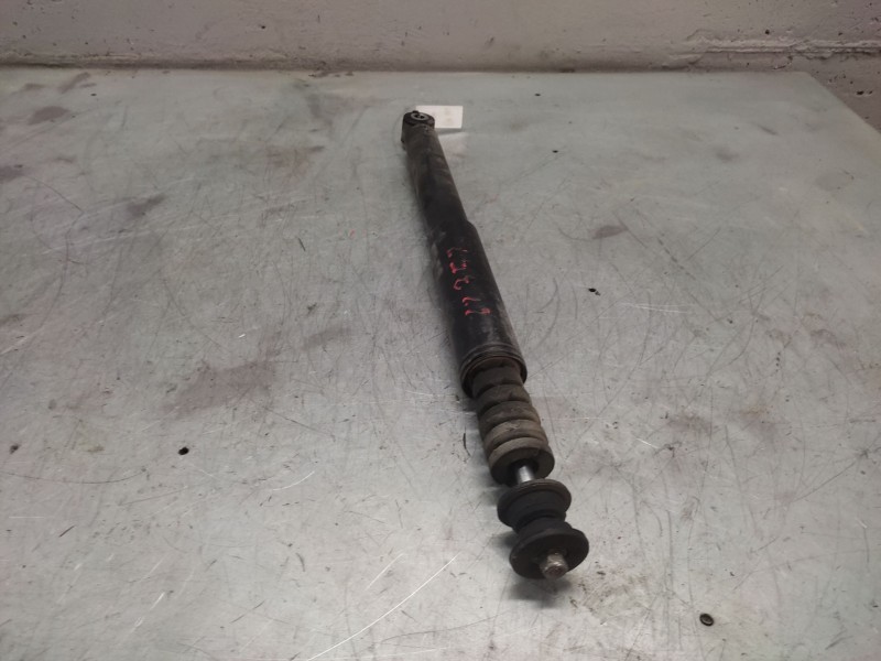 Recambio de amortiguador trasero para renault clio iii dynamique referencia OEM IAM   