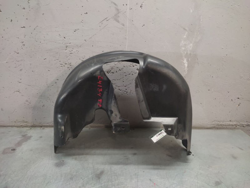 Recambio de paso rueda derecho para seat leon (1p1) 1.9 tdi referencia OEM IAM 1P0810970A  TRASERO