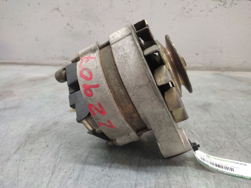 Recambio de alternador para piaggio (vespa) porter - combi referencia OEM IAM 63321136  14V 65A