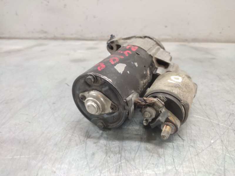 Recambio de motor arranque para ford fiesta (cbk) ambiente referencia OEM IAM  10 DIENTES 