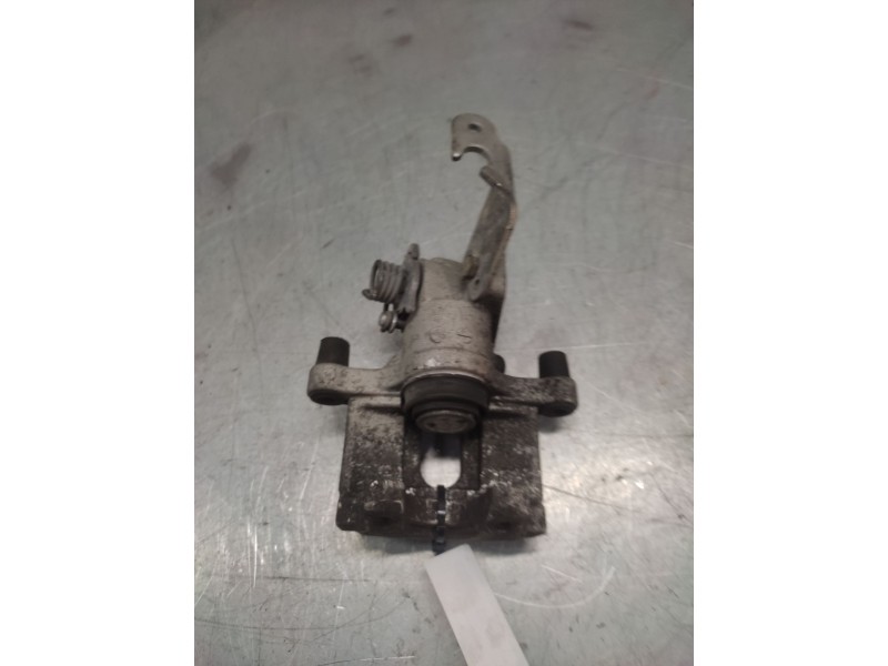 Recambio de pinza freno trasera derecha para nissan primera berlina (p12) acenta referencia OEM IAM   